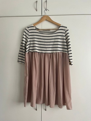 Madame Shou Shou Striped Chiffon Top like new, white and pink, size M