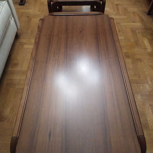 Set of 2 wooden coffee tables, one large and one small