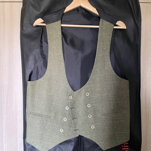 Men's handmade suit like new, medium size, sage color
