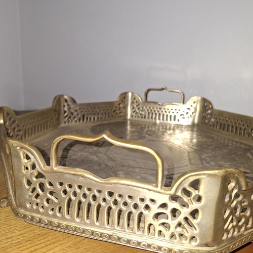 Silver-plated or bronze tray 1960-70s with aristocratic symbols