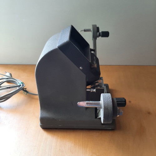 Minette Viewer Editor vintage 8mm film projector used