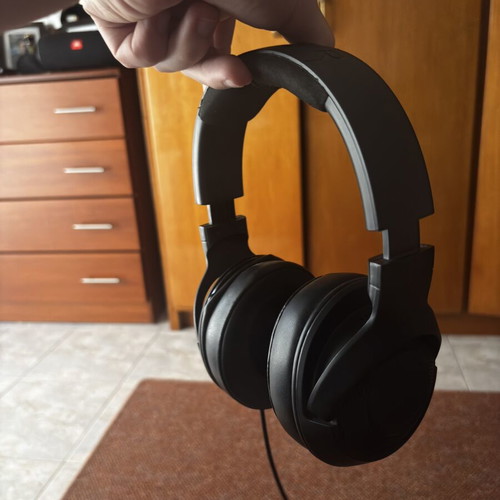 Kraken X Lite headphones used, slightly broken, wired