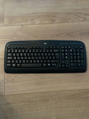 Logitech K360 wireless keyboard used, Greek/English layout