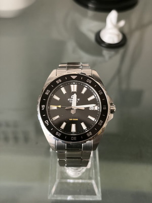 Casio Edifice EFV-130D-1AVUEF watch like new, 44mm, silver metal bracelet