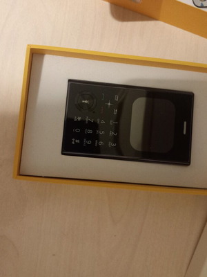 Mini Phone with Touch Buttons 32GB new, black