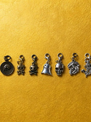 10 Μεταλλικά Charms με σχέδια κρανίου και φαντάσματος