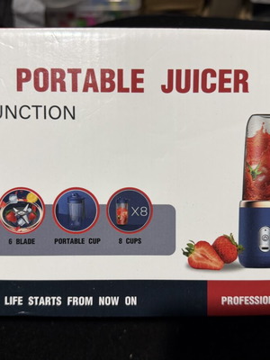 Mini Portable Juicer Blender with 6 Blades and 2 Cups, USB
