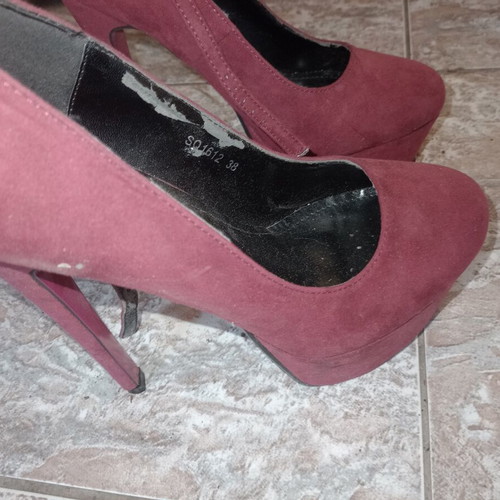 Diamantique red pumps like new, size 38