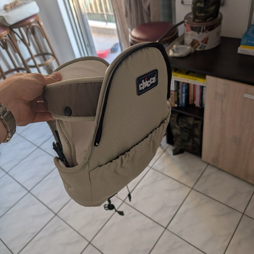 Chicco Baby Carrier like new