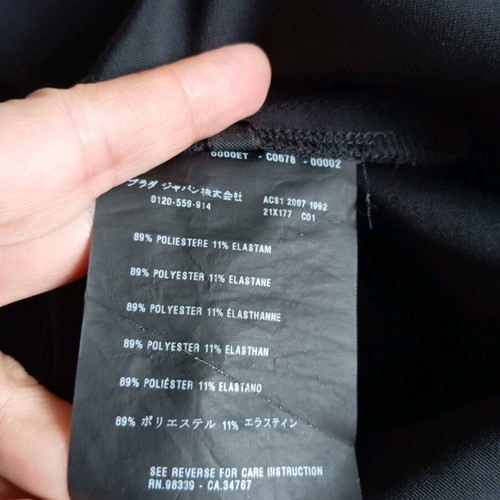 Prada skirt like new, black, size M