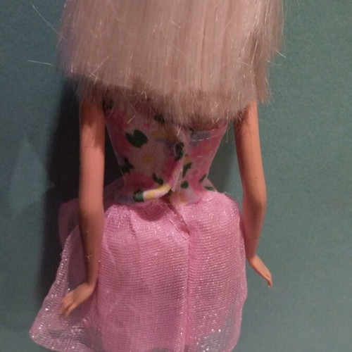 Barbie vintage doll like new