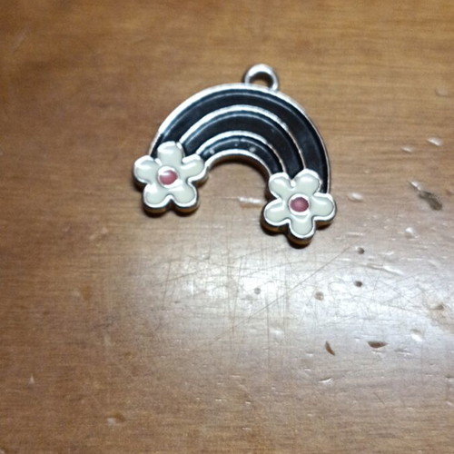 Charms pack of 5 like new for bracelet