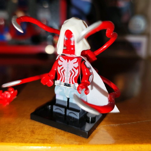 Spider-Man Peter Parker (Arachknight Suit) σαν καινούργιο με εξαρτήματα