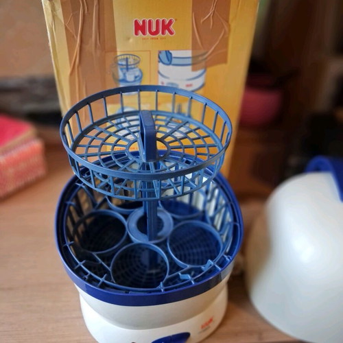 NUK sterilizer 5-position like new, fast 15 minutes