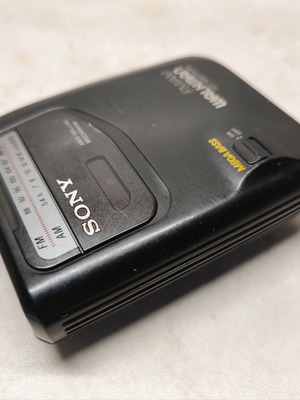 Sony Walkman WM-FX103 cassette player FM AM radio used, Mega Bass