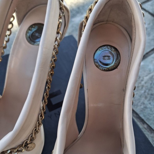 Elisabetta Franchi Celyn b. leather peep-toe heels with chain, size 36, nude