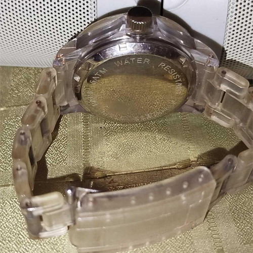 Newman watch used with white bezel and 5ATM water resistance