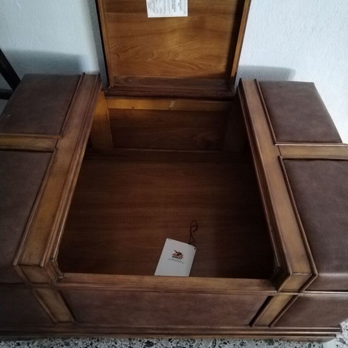 Ashley storage trunk table like new, leather and wood