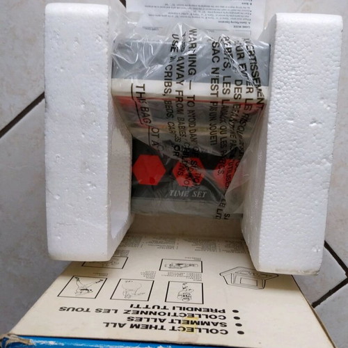 Old LCD Space Invader boxed new, fully functional