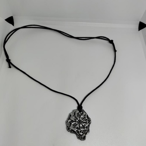 Aegishjalmur Viking Steel Pendant like new