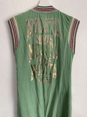 Nolita sleeveless jacket small with beautiful colors