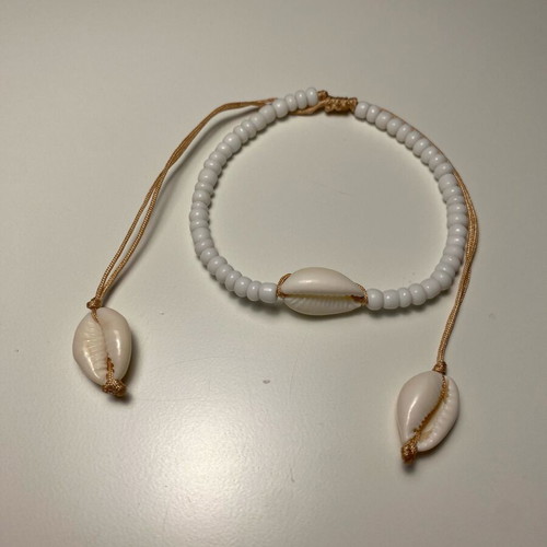 Summer jewelry set new with 3 necklaces, 3 pairs of earrings and bracelet