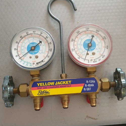 Ritchie Yellow Jacket test and charging manifold used for R12, R22, R502
