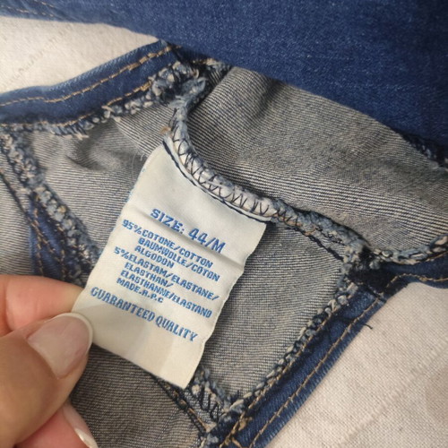 Denim vest medium size like new, blue