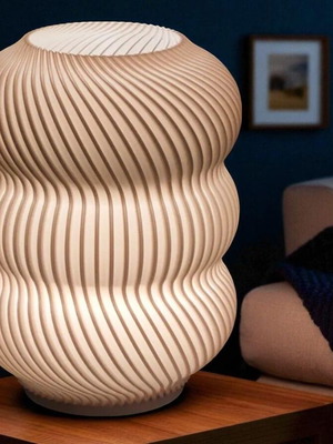 Ripple Bloom table lamp 3D printed new