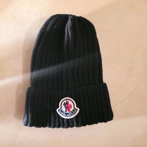 Moncler hat with detachable pompom, new, unisex, black and blue