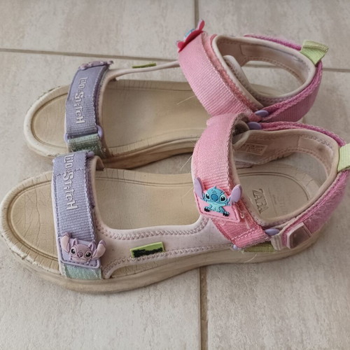 Zara Stitch sandals for girls size 39