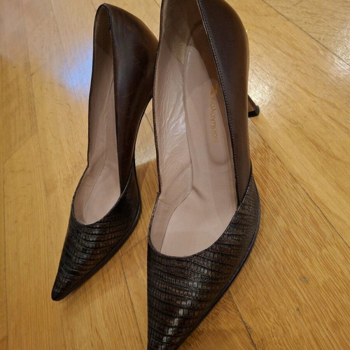 Kalogirou leather pointed brown pumps size 40 like new