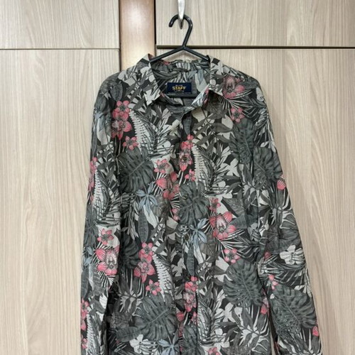 Staff men's floral shirt small size like new, multicolor green