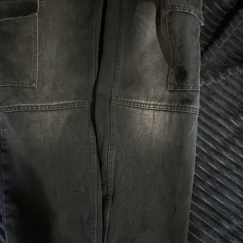 Hoodrich Script Cargo pants like new, black, size XS