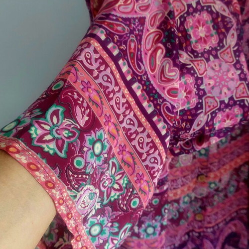 Khan silk tunic shirt like new, boho paisley floral multicolor