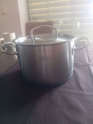 Fissler stainless steel pot, diameter 20 cm, height 13.5 cm