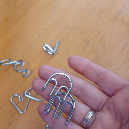 Metal wire puzzle set 10 pieces like new