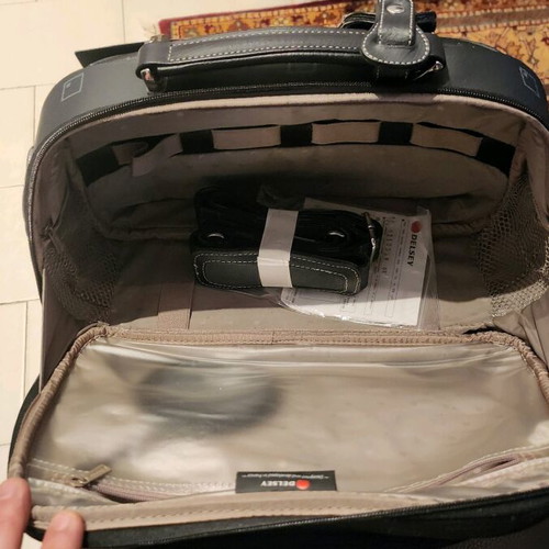 Desley beauty case new