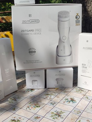 LR Zeitgard Pro Cosmetic Device new facial cleansing set