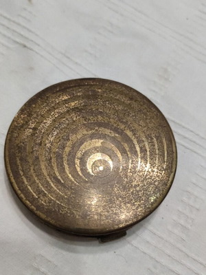 Powder case vintage used, bronze