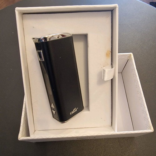 Eleaf iStick 30W vape used, with box