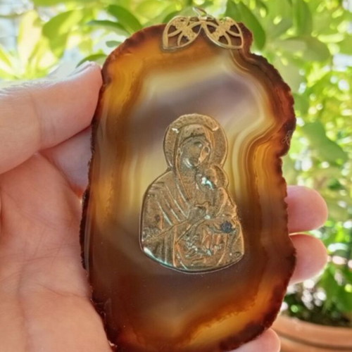 Virgin Mary and Infant Jesus pendant on agate stone