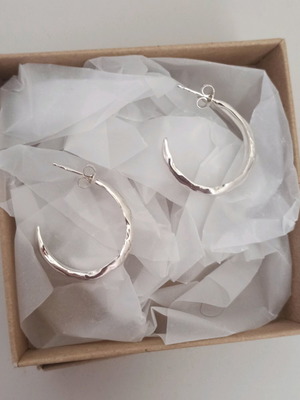 Σκουλαρίκια κρίκοι σε οργανικό σχήμα από ασήμι 925 καινούργια