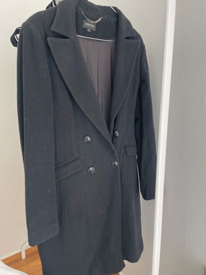 Black Kocca coat L used, wool, knee-length