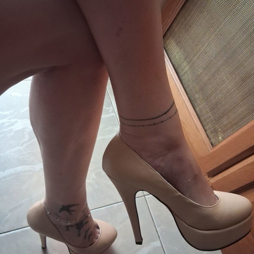 Christian Louboutin high-heeled women's pumps, beige, size 38