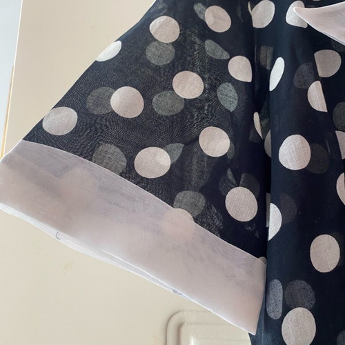 Short jacket with large polka dots, like new, XXL