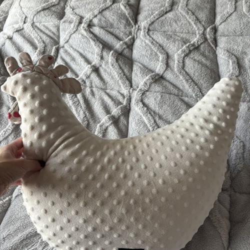 La Millou Kura nursing and pregnancy pillow