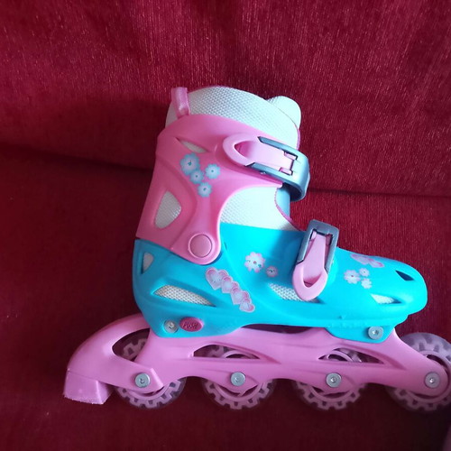 Children's roller skates set 2008 used, adjustable size with helmet, 3 pieces