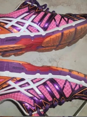 Asics αθλητικά παπούτσια νούμερο 40 σαν καινούργια, ροζ και μωβ