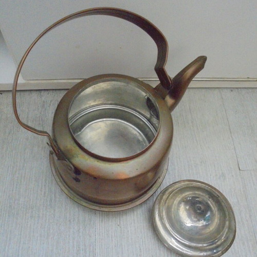 Old metal copper kettle used, 16 cm height, 14 cm diameter